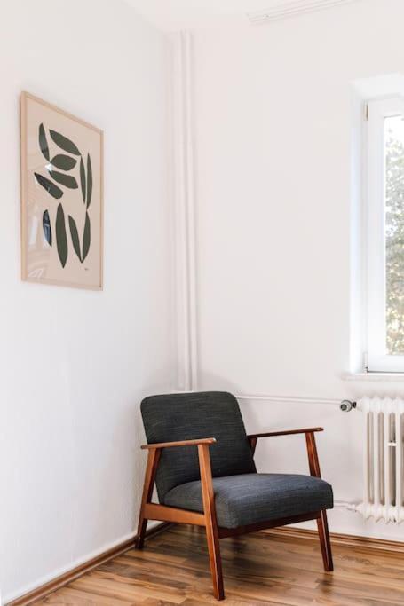 Komplett Neu: 2-Zi Zentral Im Altbau. 24H-Checkin 킬 외부 사진